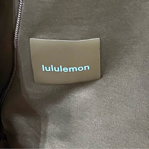 Lululemon Tech Fleece Hiking 1/4 Zip Pullover - Picture 12 of 16